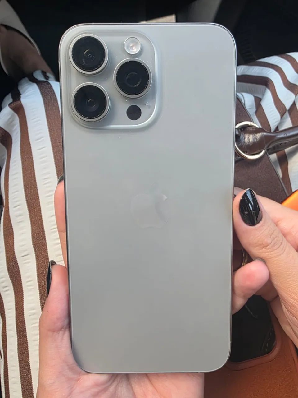 15 pro max  - Foto 2