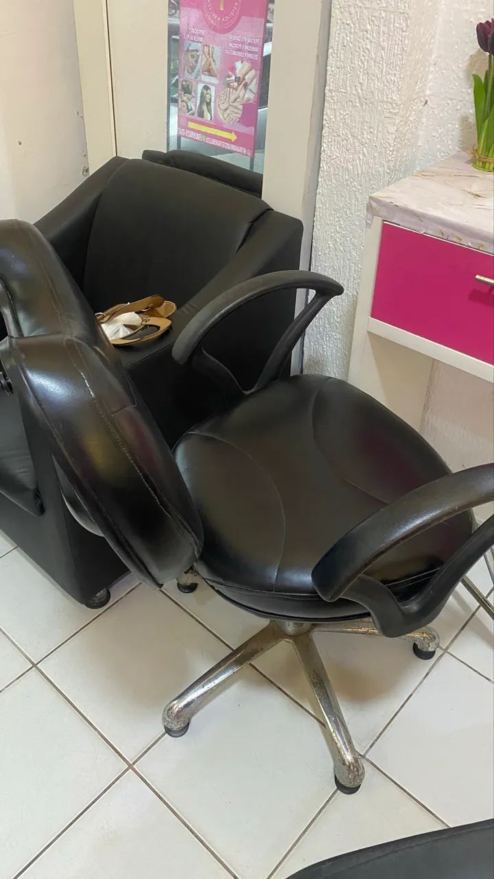 Vendo cadeira de cabeceira  - Foto 2