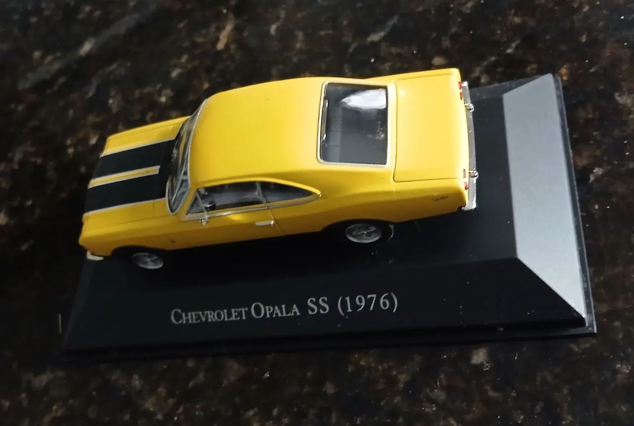 Miniatura Opala SS 1976 esc. 1:43 - Foto 4