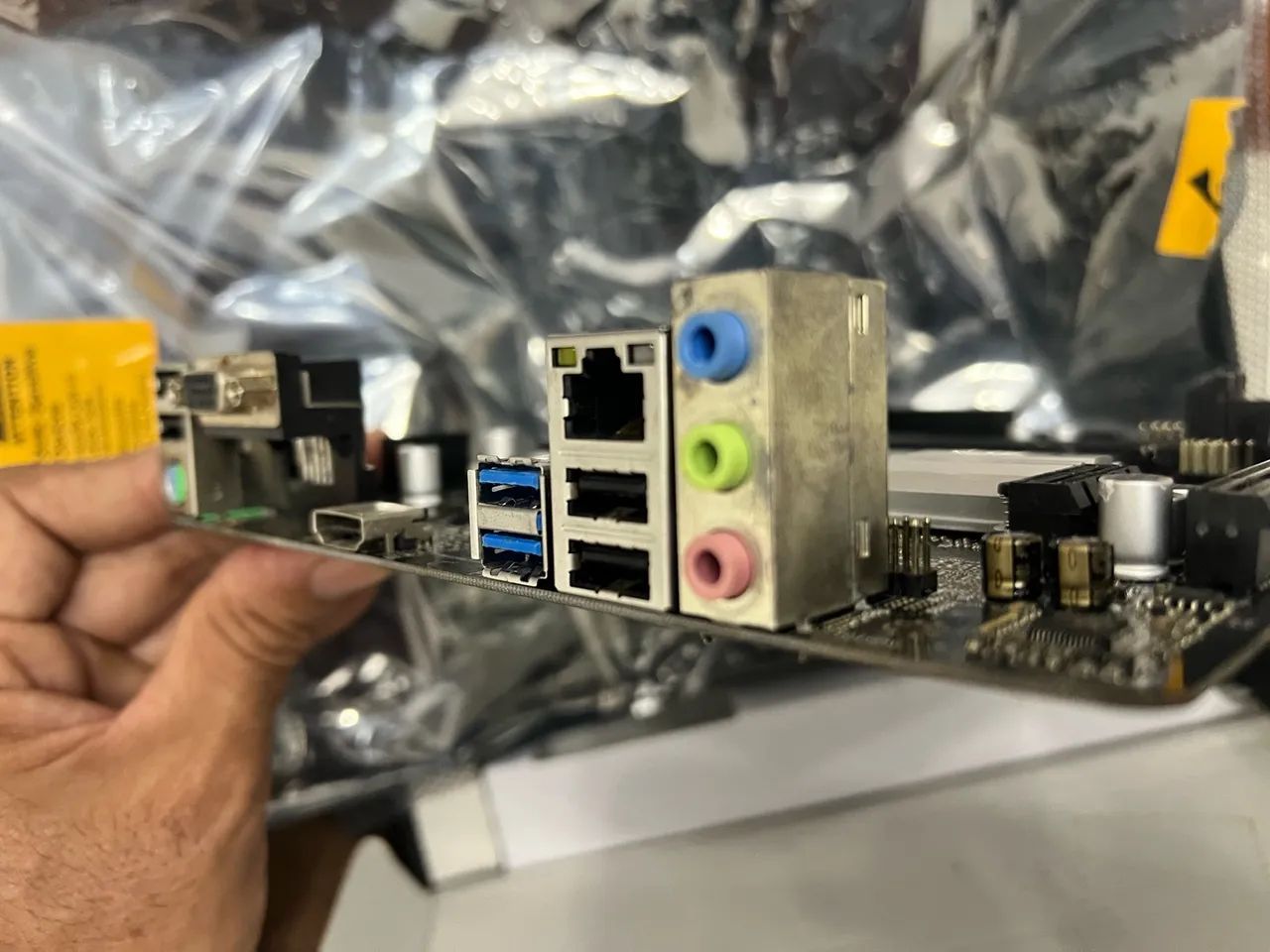 Placa mãe ASrock h310cm-hg4  - Foto 3