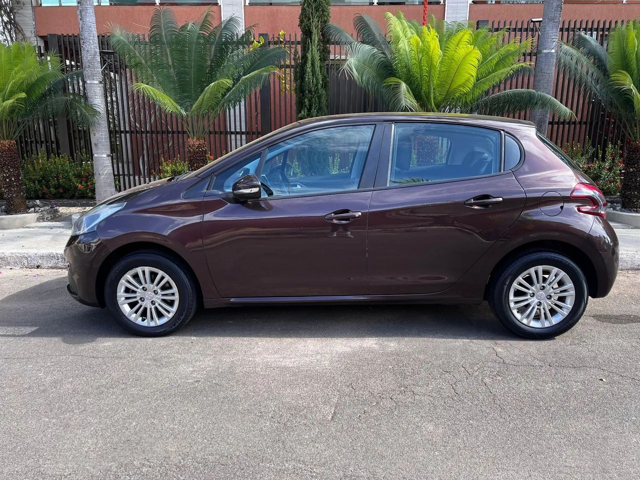 Peugeot 208 2017