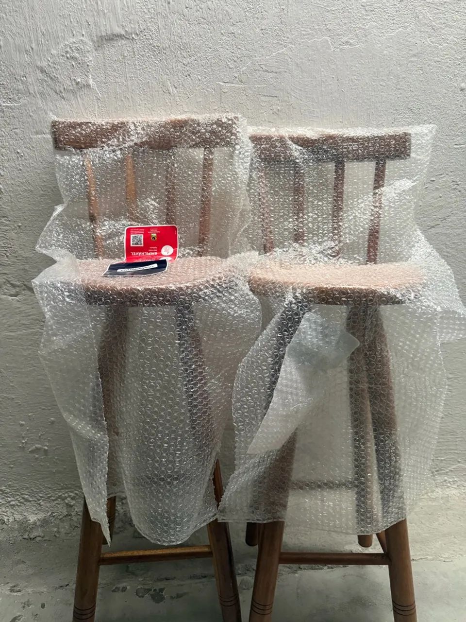 Banquetas em madeira 