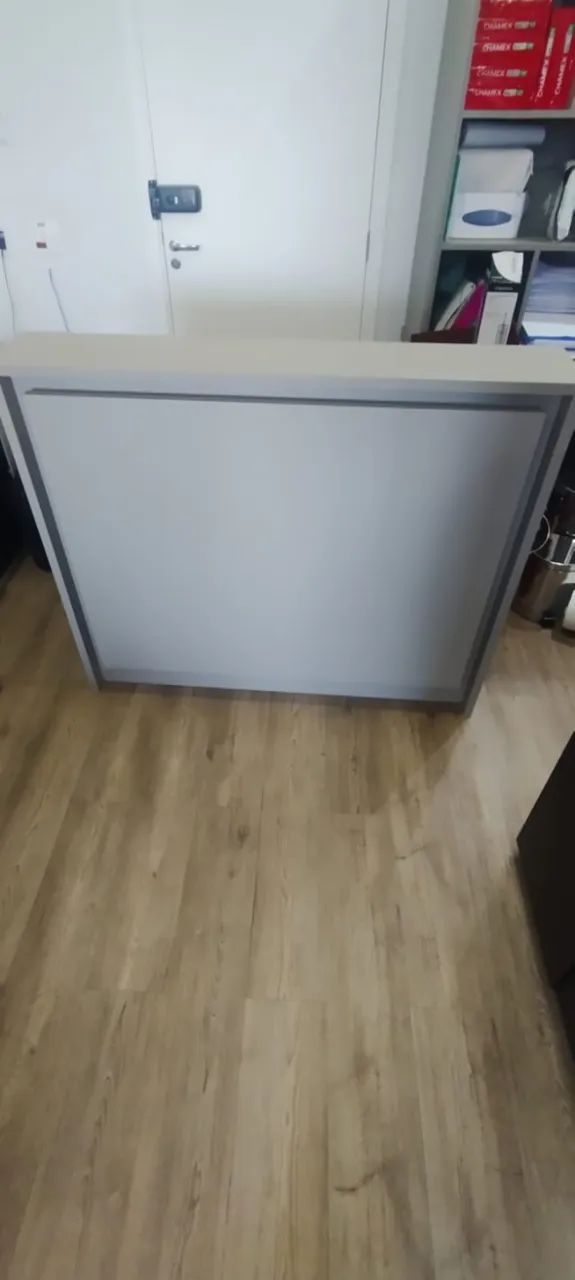 Balcão de Atendimento com Iluminação - Excelente Estado!