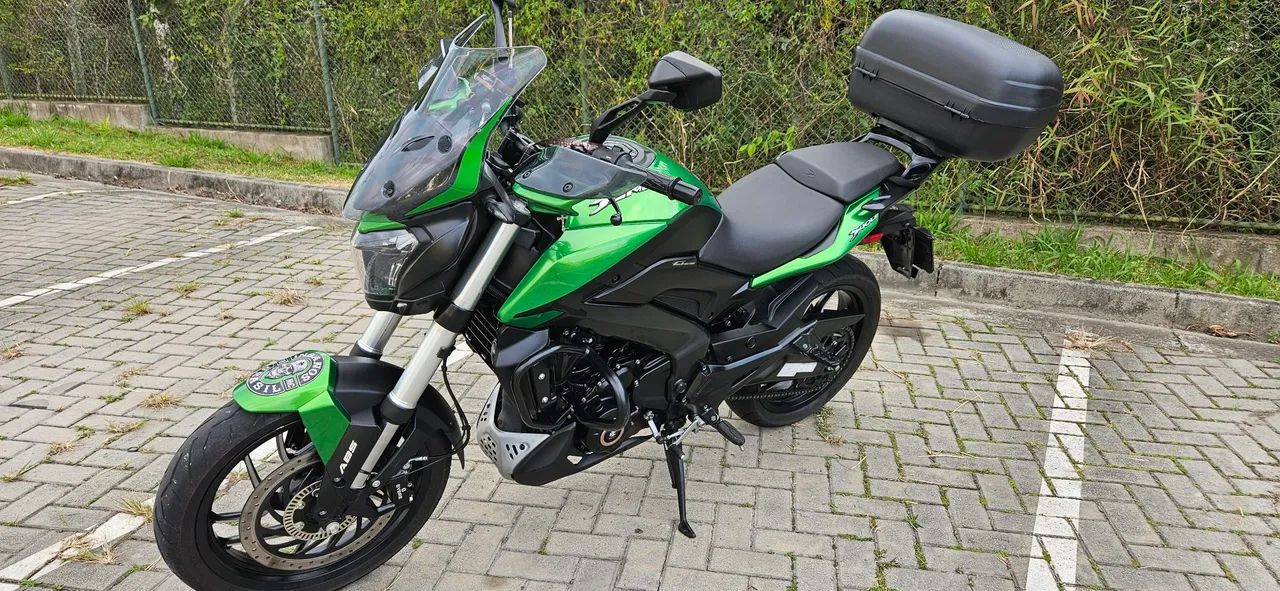 Bajaj Dominar 400 verde - Foto 3