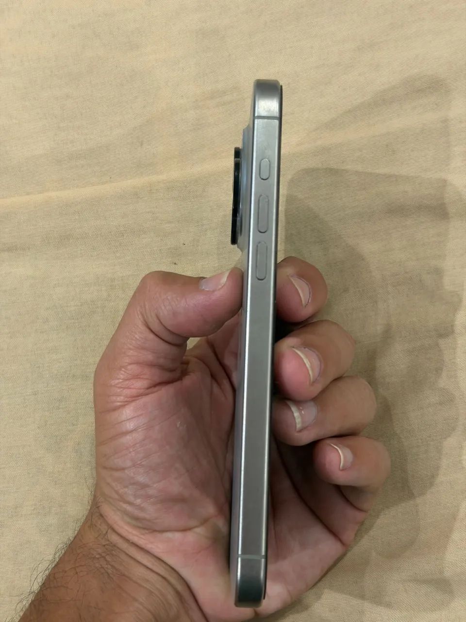 IPHONE 15 PRO MAX COM 88% BATERIA TODO ORIGINAL  - Foto 2