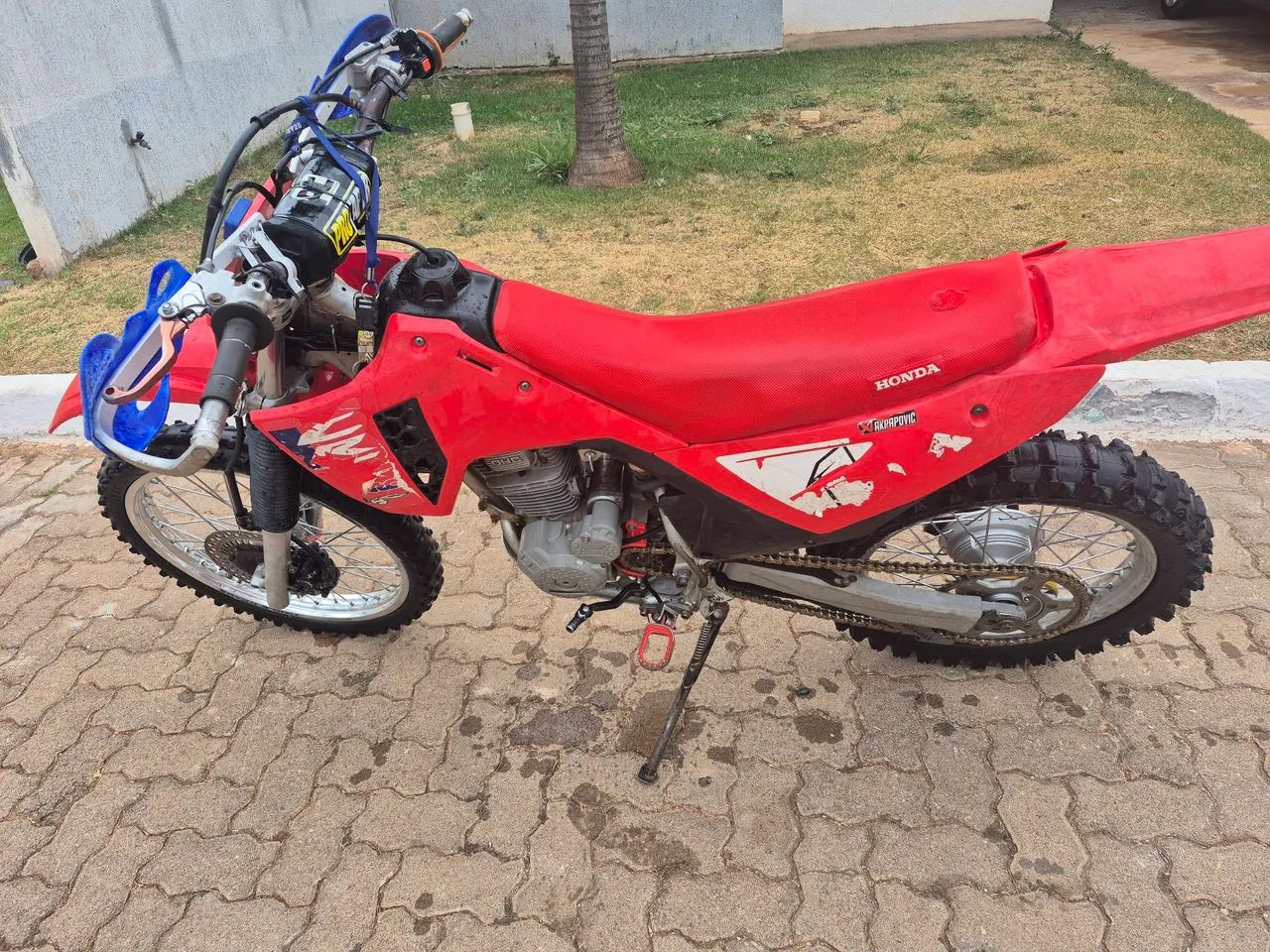 CRF 230 F - Foto 3