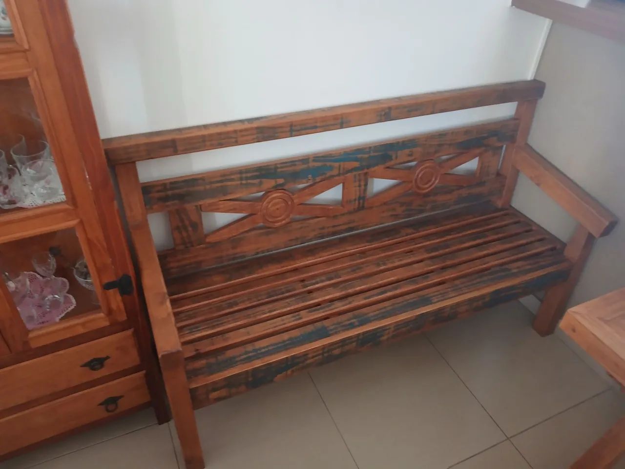 Banco de madeira maciça para casa e jardim