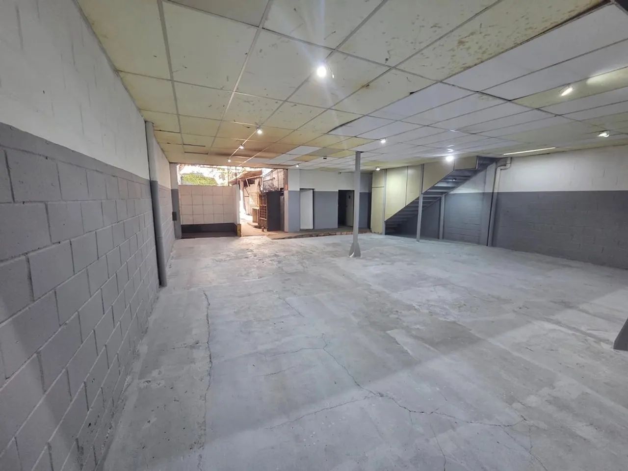 Galpão Industrial e Comercial para | 4.865,99 m² | Alphaville  Barueri - Foto 5