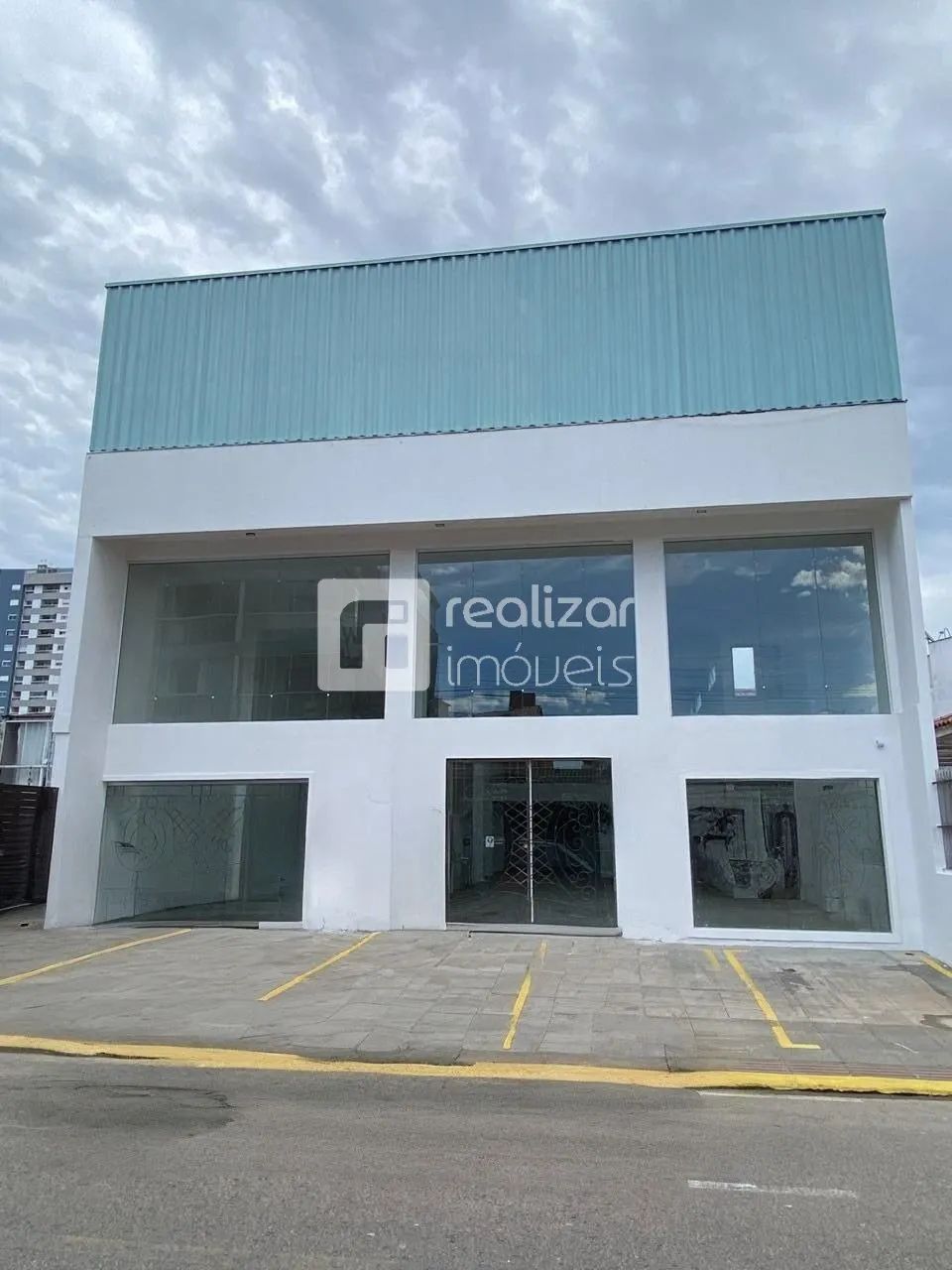 Prédio Comercial no bairro Campinas, São José