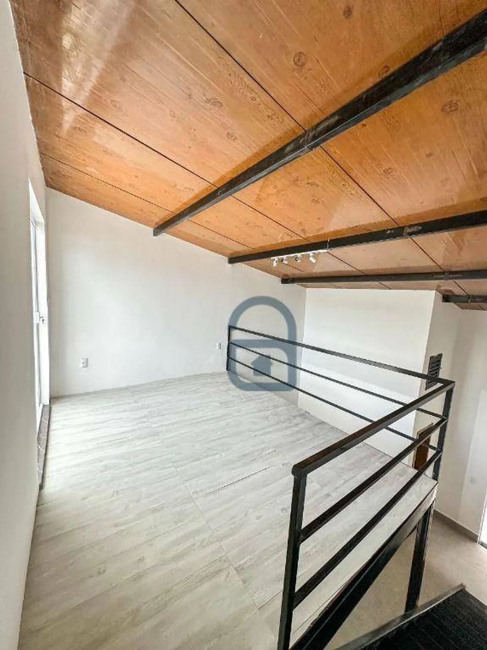 Loft Moderno com Sacada Panorâmica e 1 Vaga de Garagem