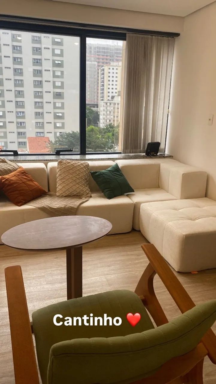 Sofá na Caixa Modular 3 Lugares em Boucle + Puff (lugar a mais/apoio de pé/centro)