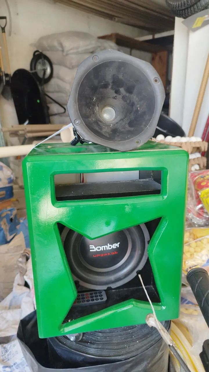 Vendo uma mini Bob com corneta 