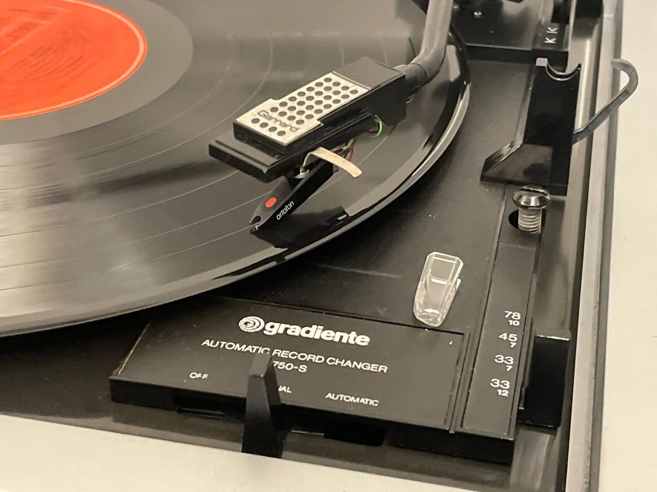 Toca discos Gradiente 750-S - Foto 3
