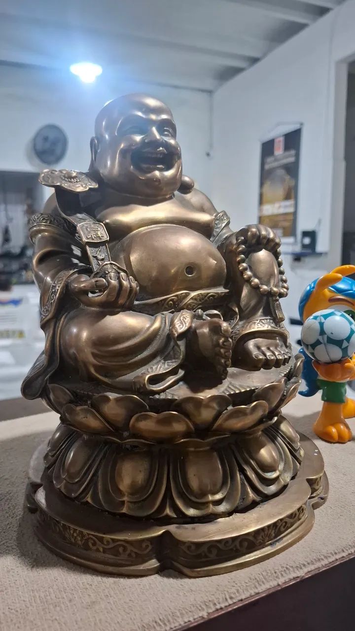 Estátua de Bronze Buda