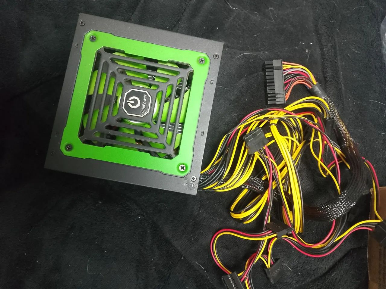 Kit Processador + fonte + placa de video