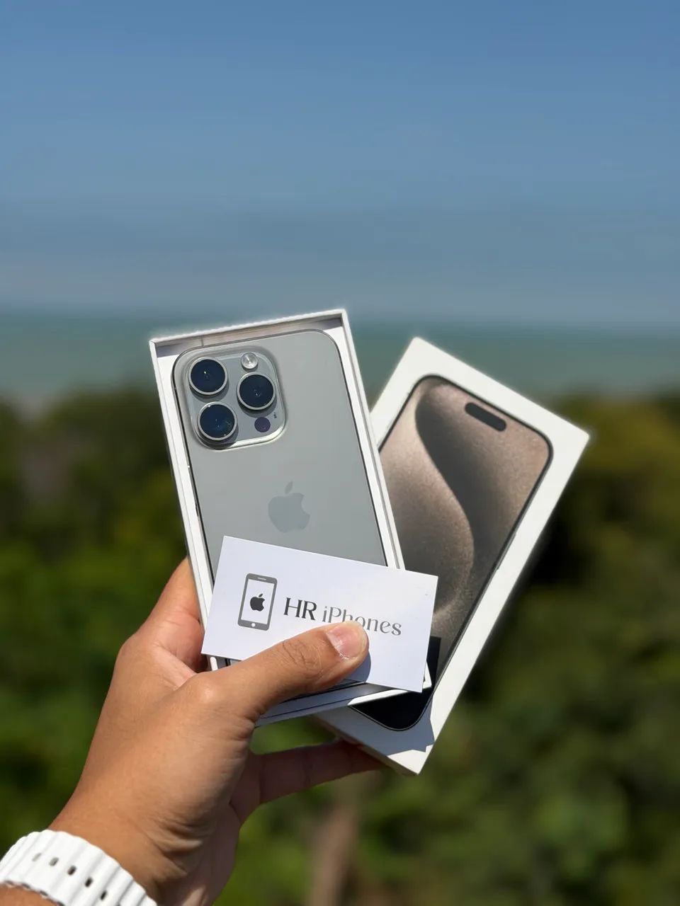 iPhone 15 Pro 128gb Titânio Natural - Seminovo