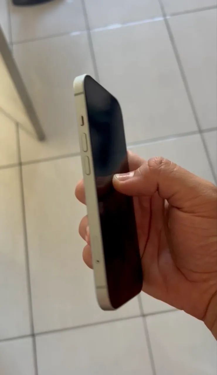 Vendo iPhone 15 - Foto 2