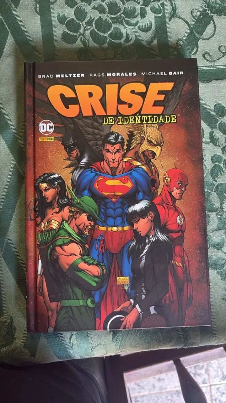 HQ DC Crise de Identidade