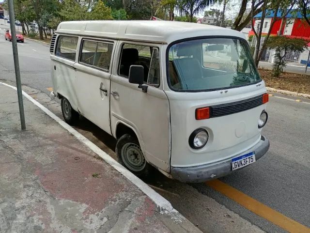 Volkswagen Kombi STANDARD/ LUXO/ SÉRIE PRATA 1997