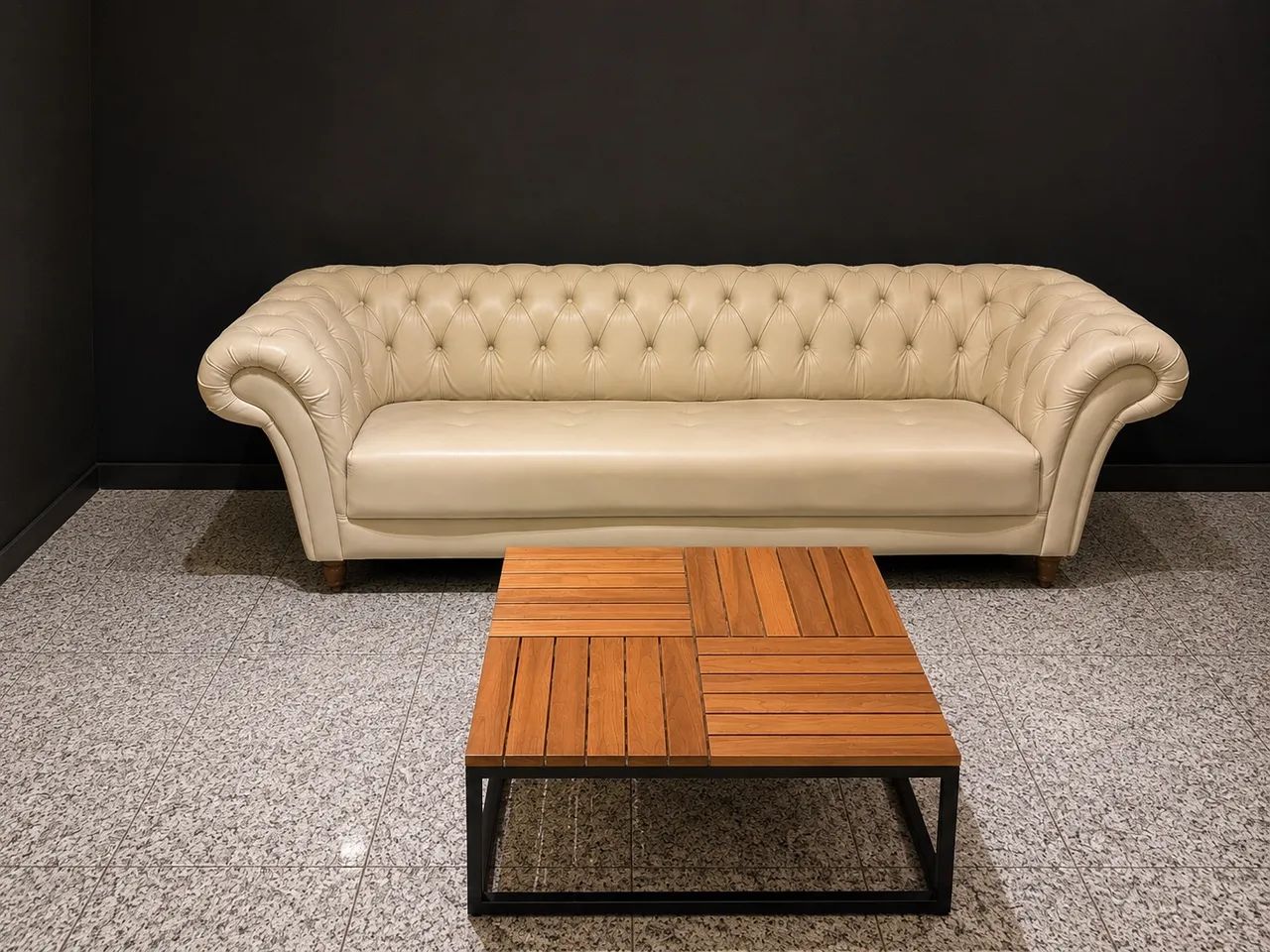 Sofá Chesterfield 3 Lugares | Estado de Novo | Bege | Muito Elegante