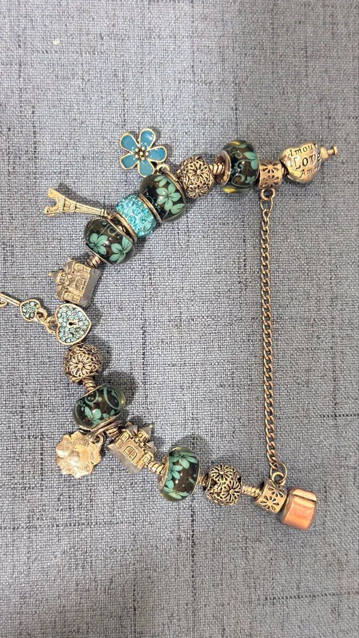 Pulseira com 4 berloque com numeração de prata  - Foto 5
