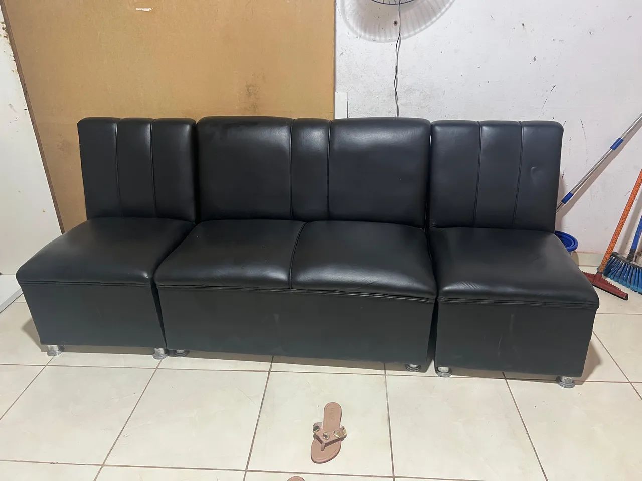 Sofá pra loja de coro 