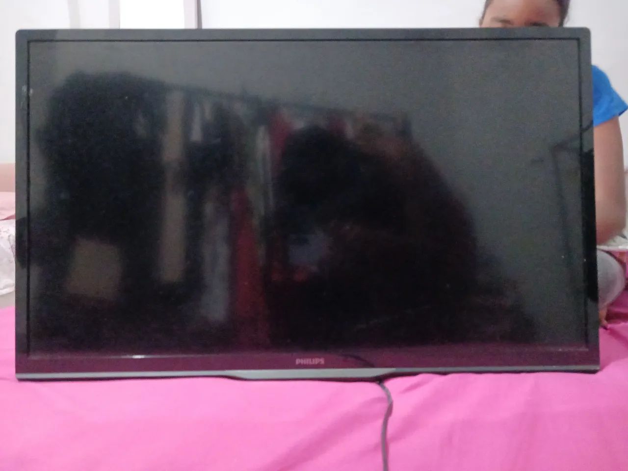 TV 32 polegadas PHILIPS (não é smart) - Foto 2