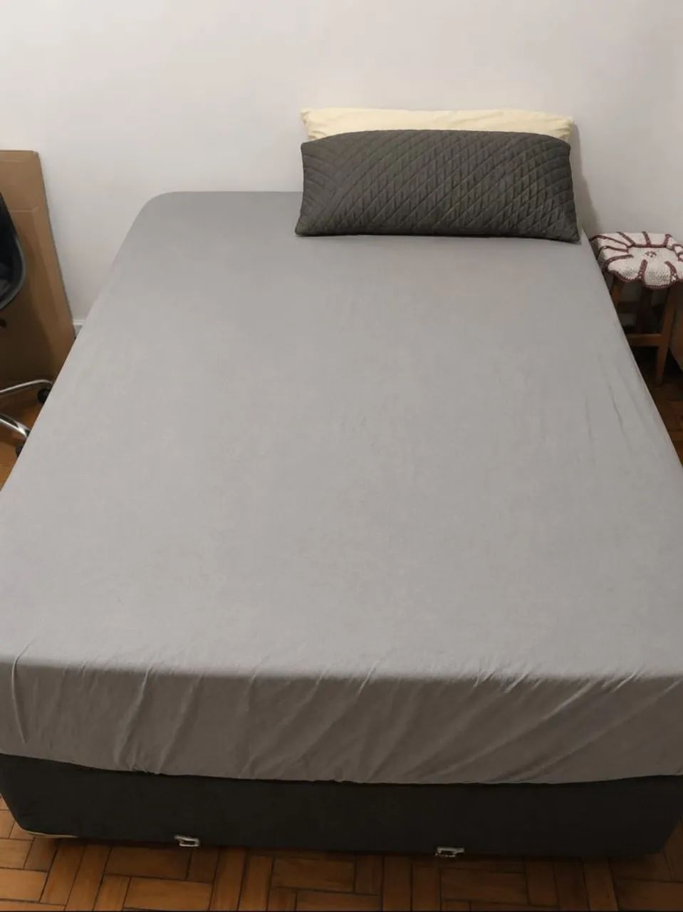 Cama Box/ Baú Viúvo com Colchão 