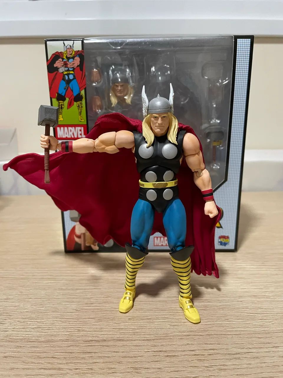Mafex Thor comics Medicom - Hobbies e coleções - Jardim Emília