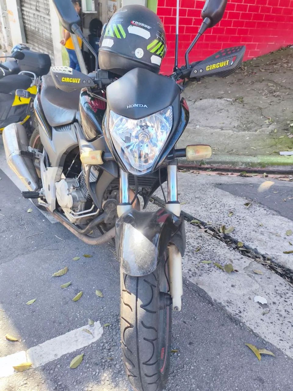 CB 300R 2011 - Foto 3