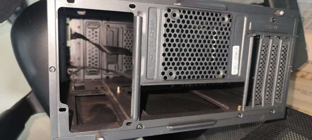 Gabinete de computador usado / carcaça de PC - Foto 2