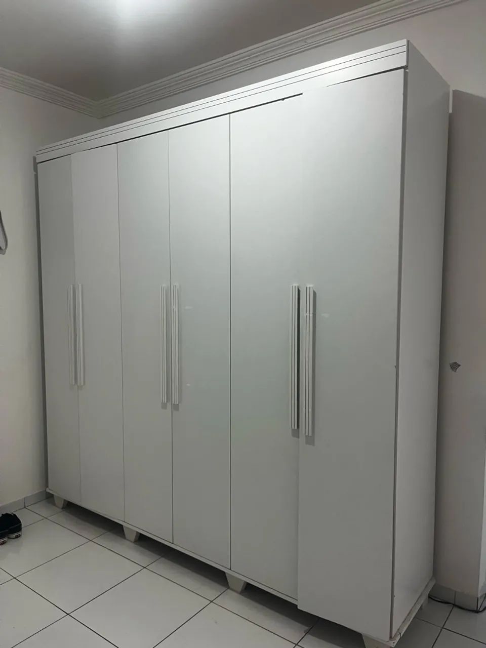 Guarda roupa 6 portas 