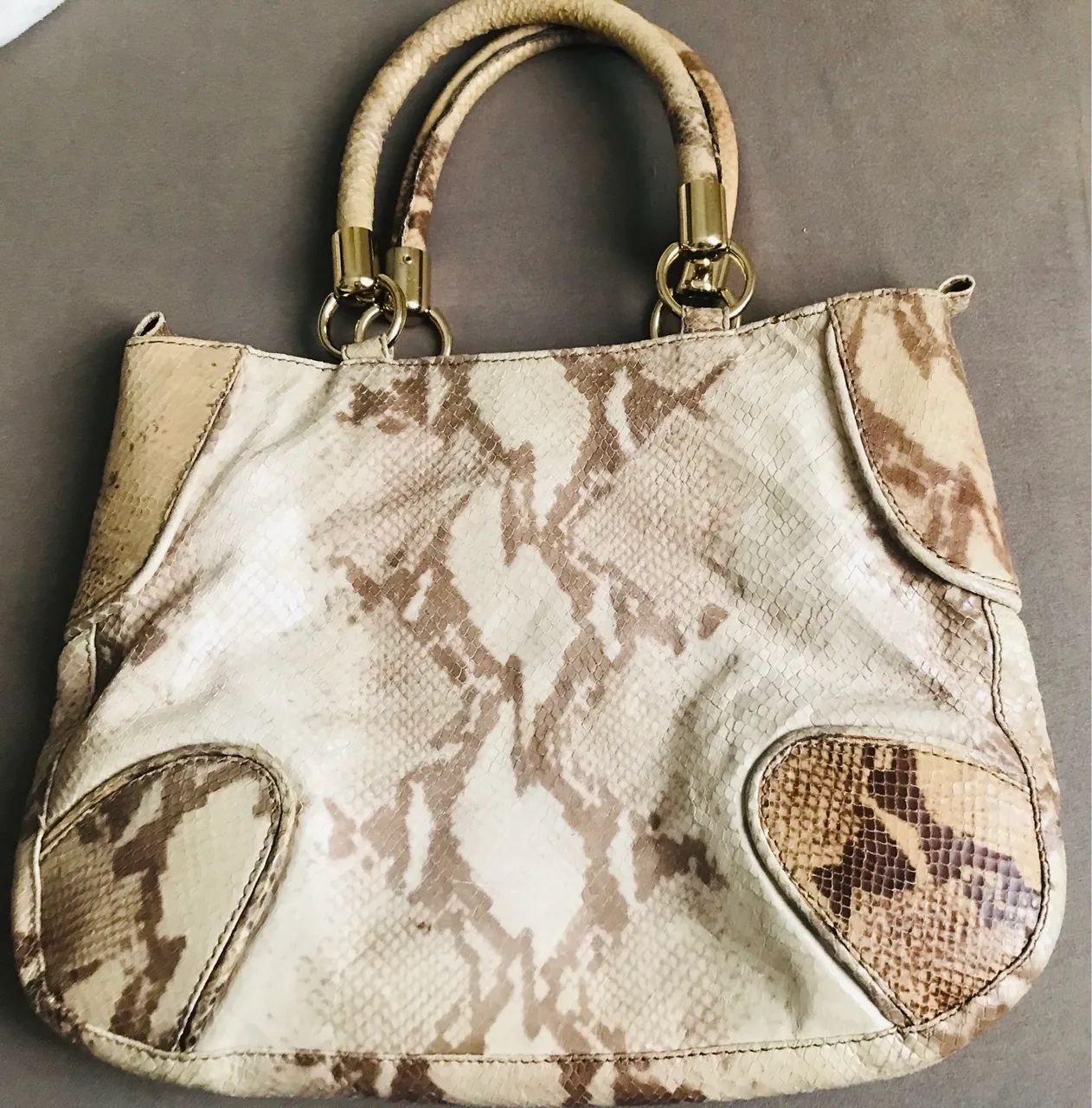 Bolsa modelo máxi em Couro piton legítimo  - Foto 2