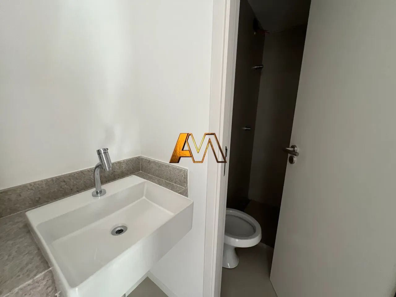 APTO QUARTO E SALA PROXIMO A PRAIA DA ONDINA - Foto 5