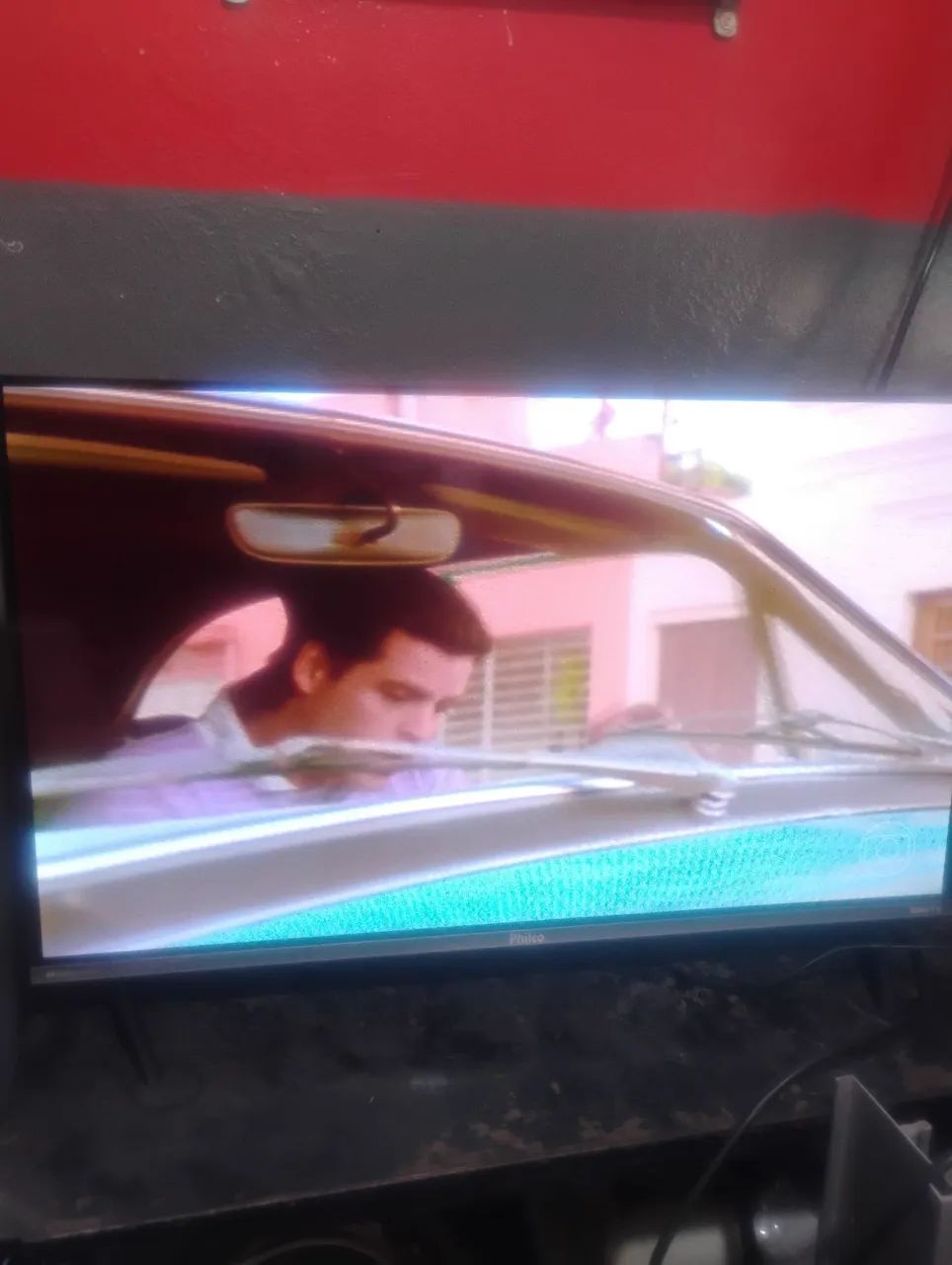 Vendo tv Philco Roku 32 polegadas  - Foto 4