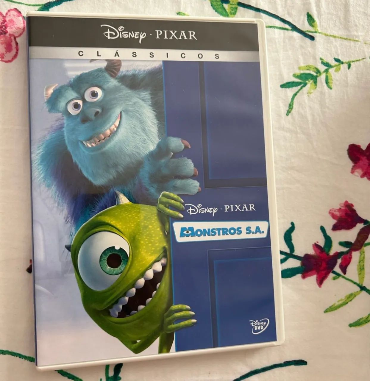 dvd monstros s.a.em ótimo estado. original.