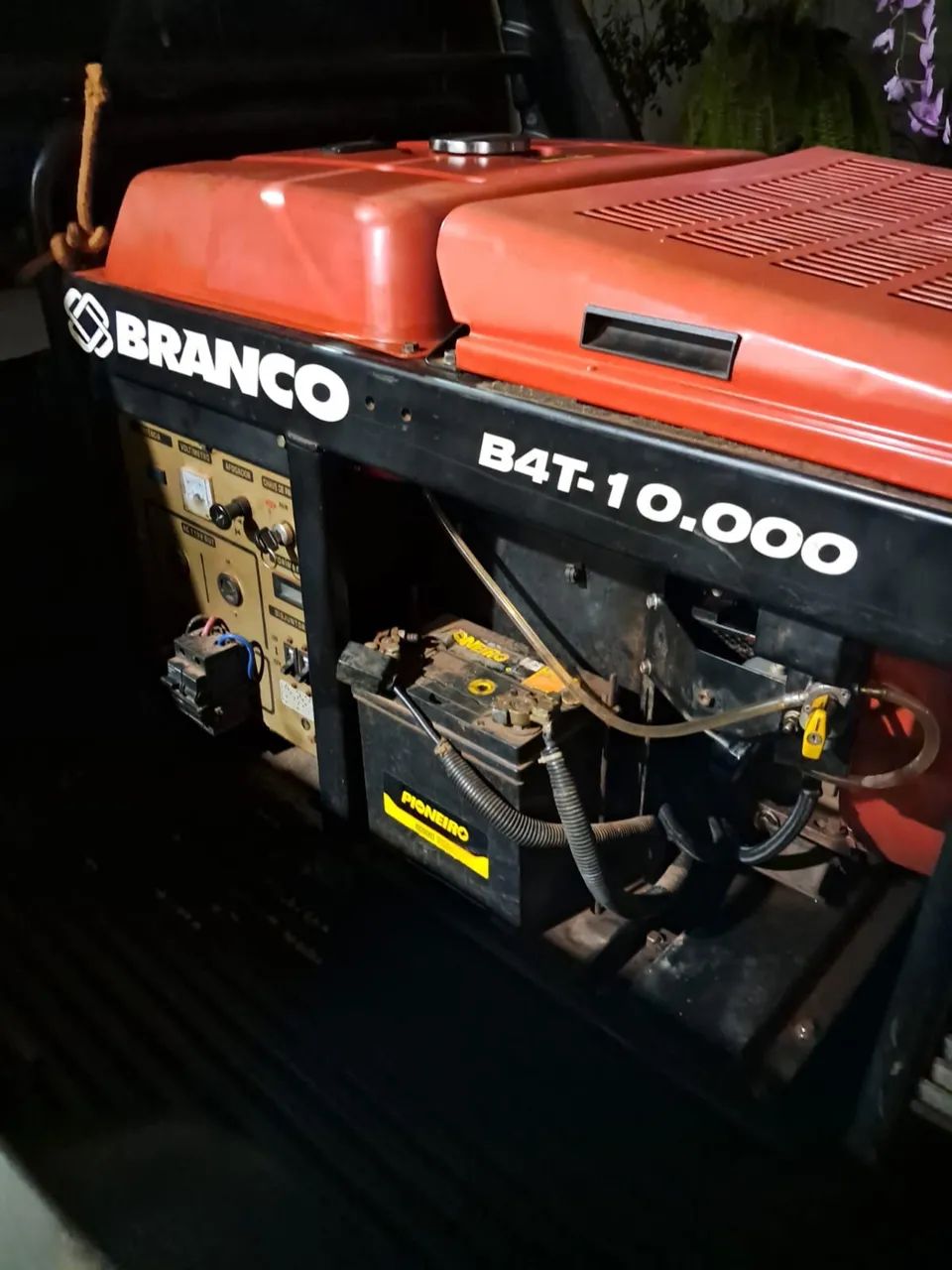 Gerador Branco 10000kva 220V