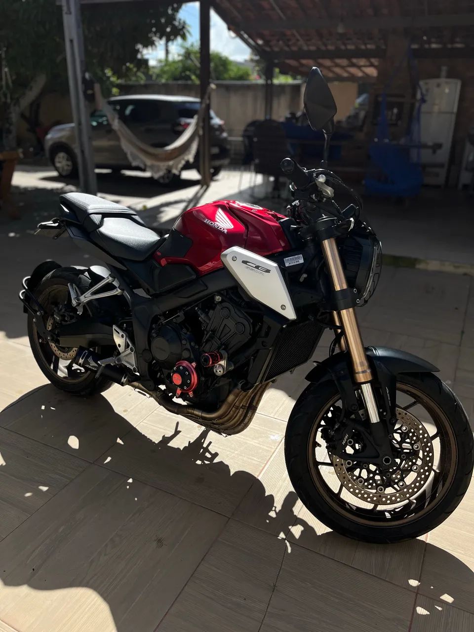 Cb 650r extremamente nova