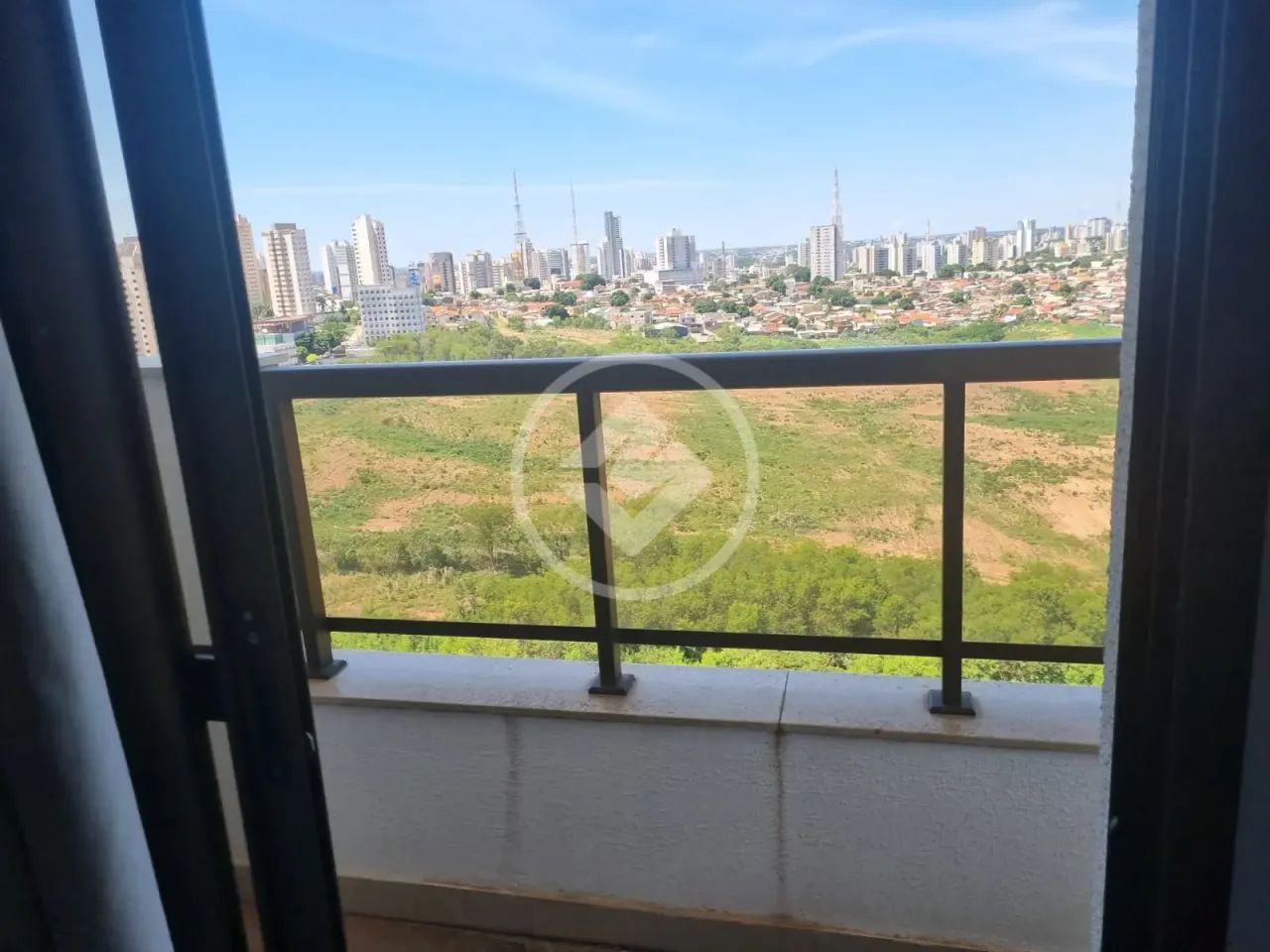Flat com 28,37 M2, no MG Hotel/ Flat, próximo Shopping Pantanal e centro político. codigo: - Foto 8