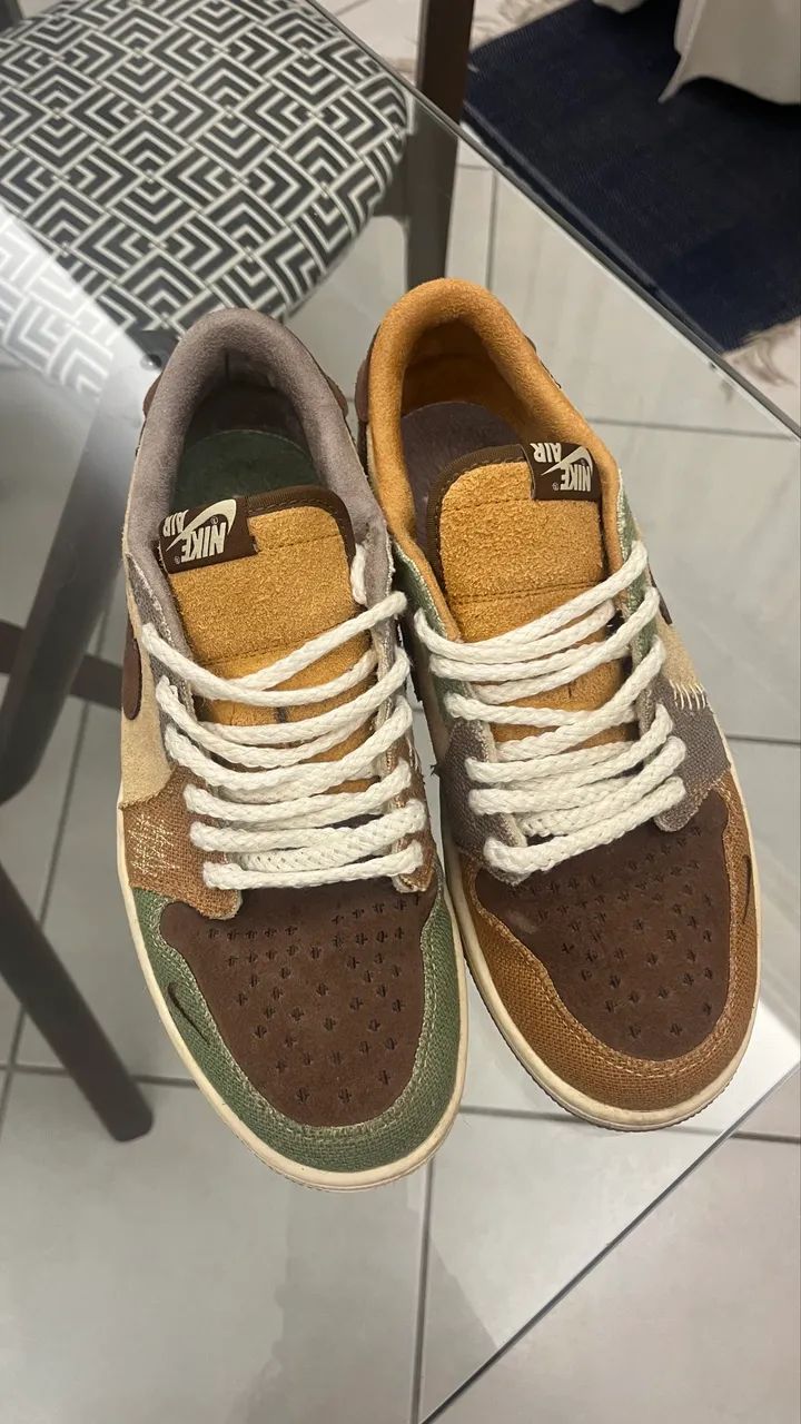 Air Jordan 1 Low Voodoo Flax and Oil Green - tam 40 - Foto 3