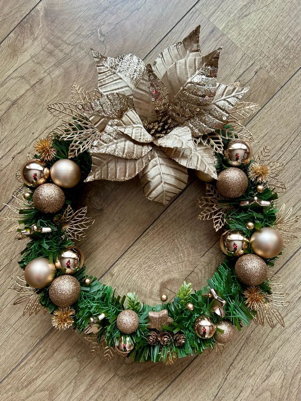 Guirlanda de Natal Dourada