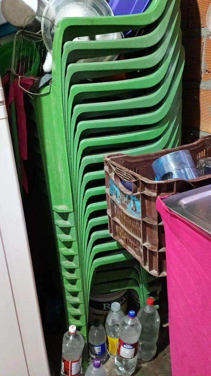 Cadeiras em ótimo estado  - Foto 3