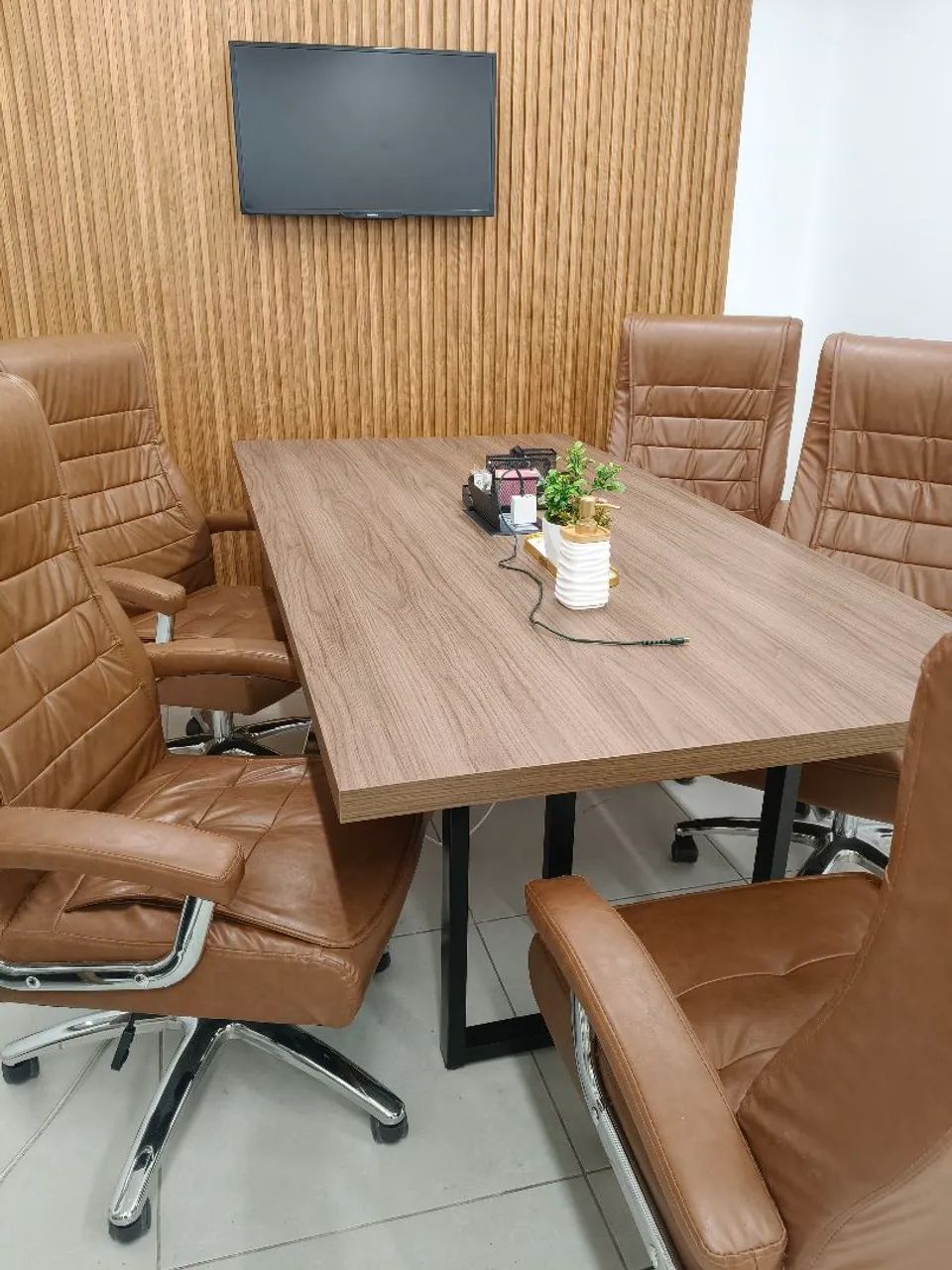 Mesa e Cadeiras P/ Escritório - Foto 2