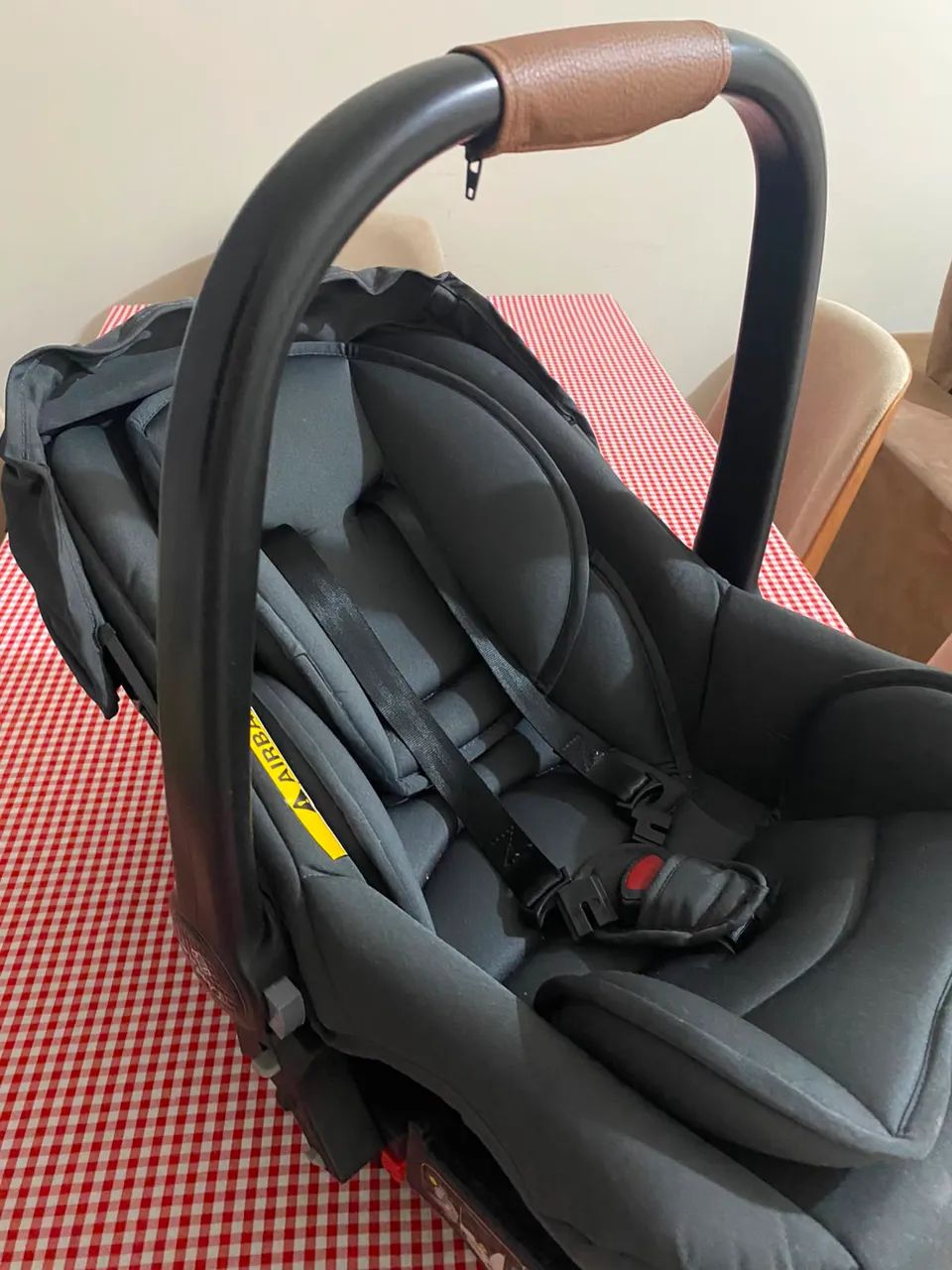 Bebê conforto Safety com sistema Isofix - Foto 2