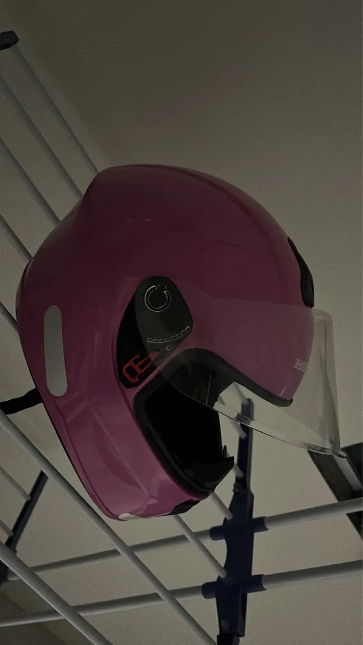 Capacete rosa da Honda  - Foto 4