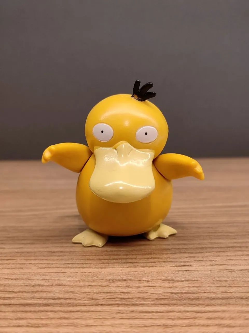Psyduck Pokémon Figure 6 cm Anime Pokemon - Foto 2