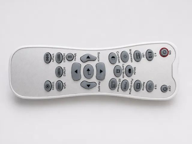 PROJETOR OPTOMA HD33 - SUPER CONSERVADO - Foto 2