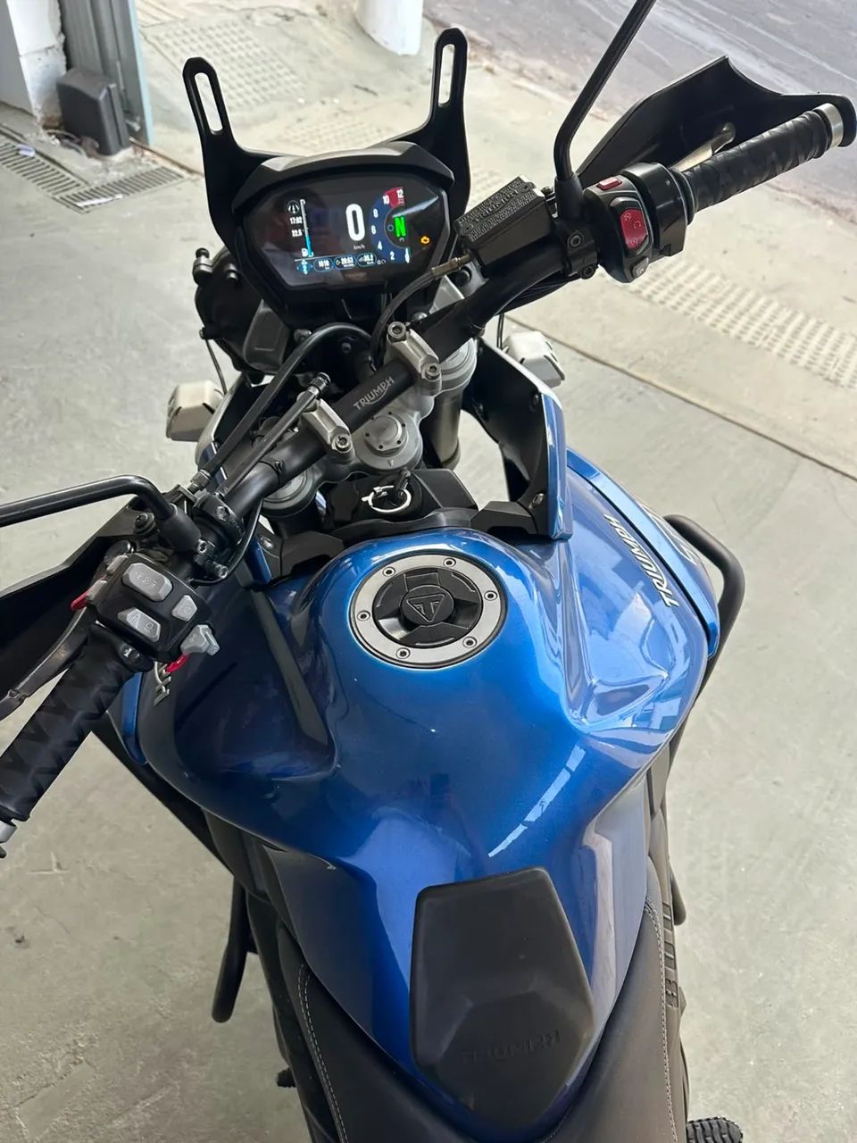 TRIUMPH  TIGER  800 XRT - Foto 4