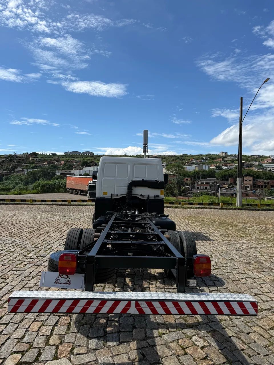 CAMINHÃO FORD CARGO 816 IGUAL ZERO  - Foto 5