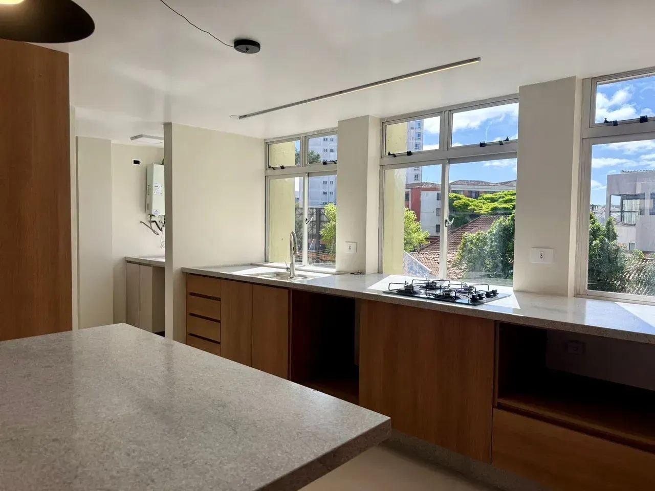 Apartamento reformado de 112 m² no Edifício Saldanha da Gama | Centro - Foto 2
